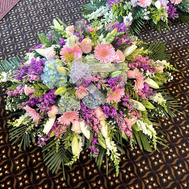 Colorful mixed floral arrangement